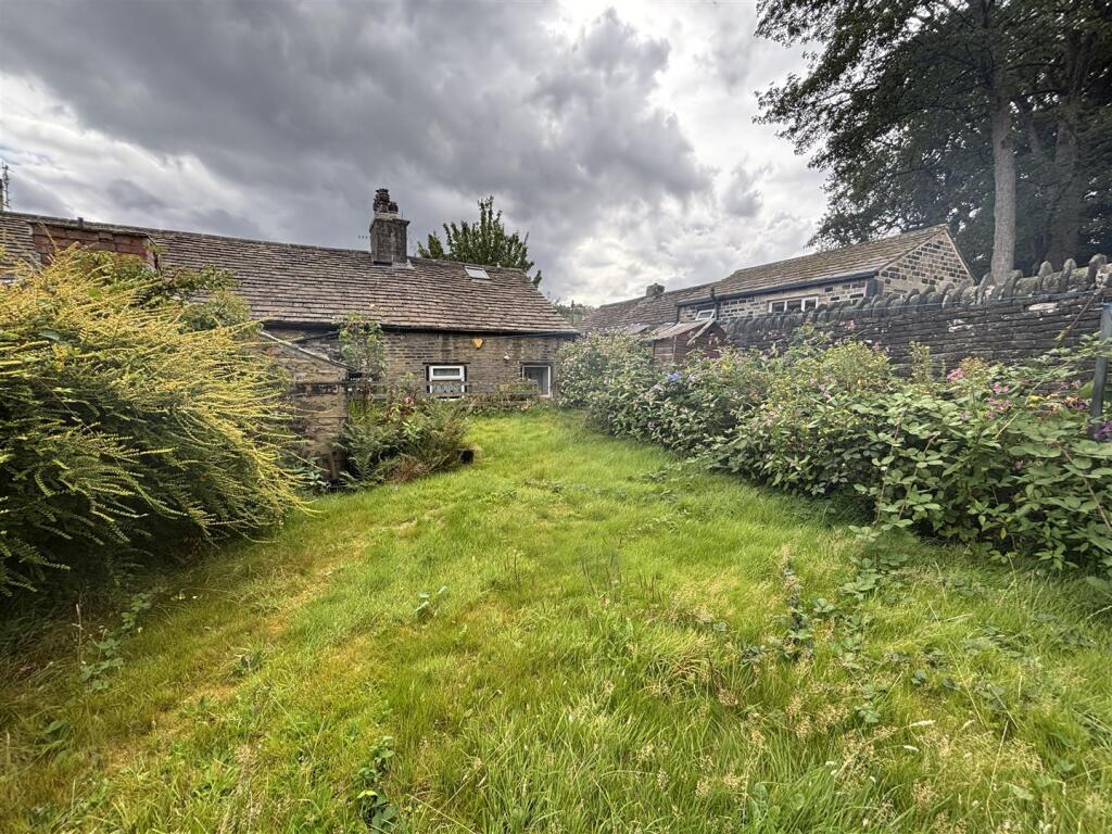 Main image of property: 58, Sowerby Street, Sowerby Bridge, HX6 3AT