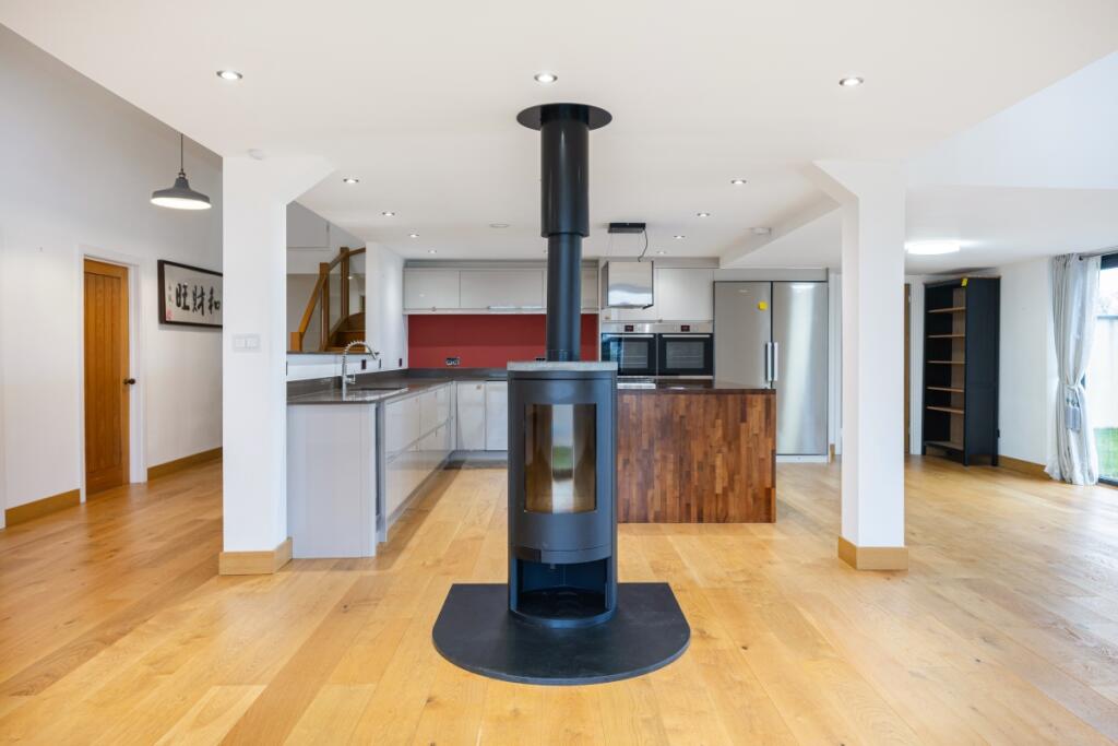 Main image of property: Grove OX12