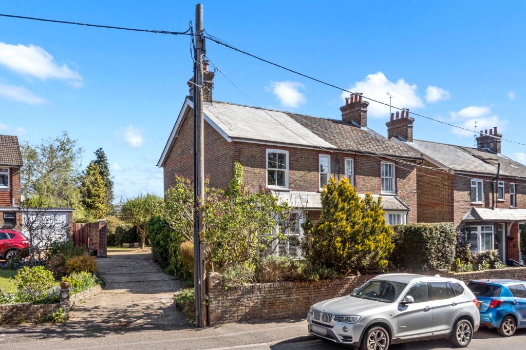 Main image of property: London Lane, Cuckfield, RH17