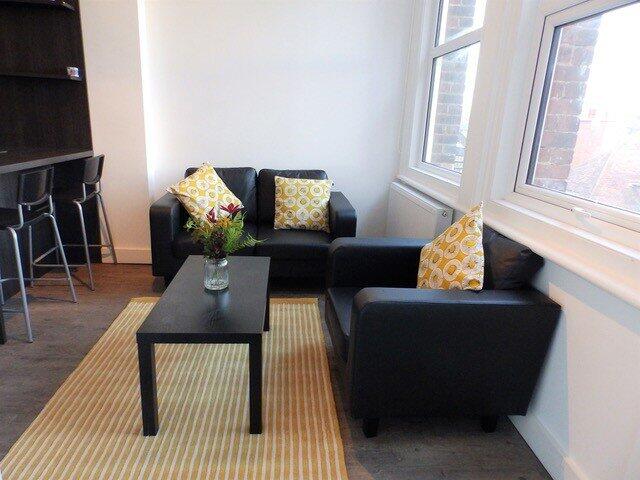 Apartment in Brighton - More