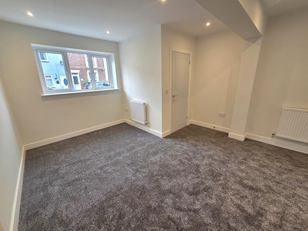 House in Portsmouth - View 5