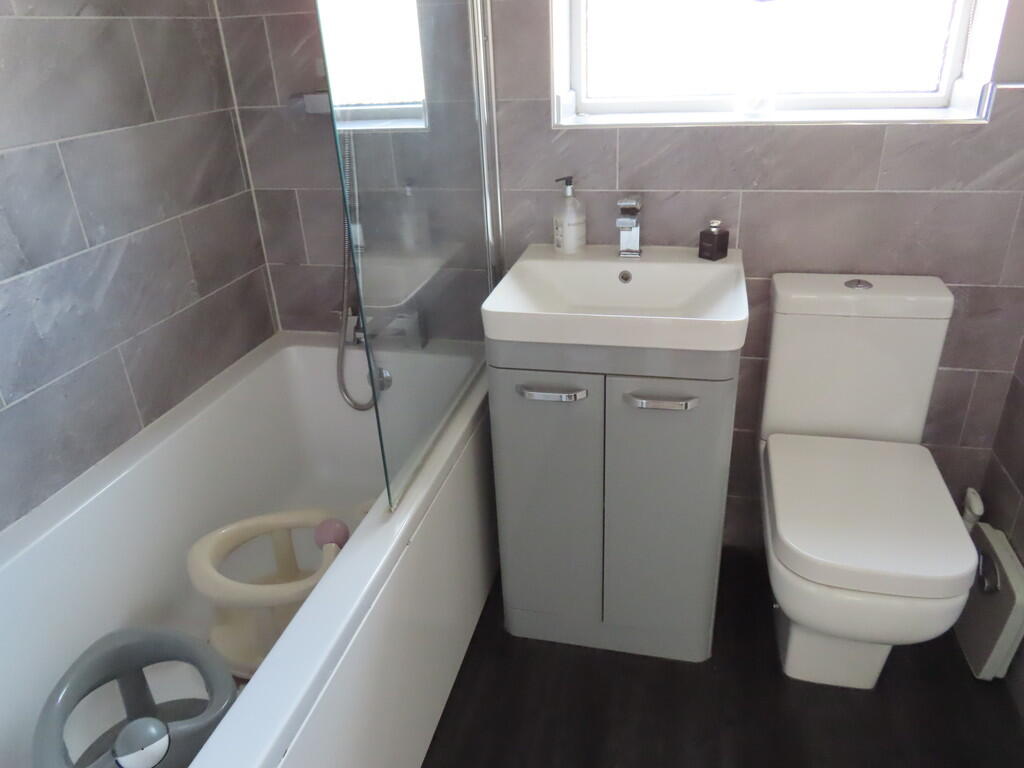 Swan Lane, Goole, DN14 6WD photo 4