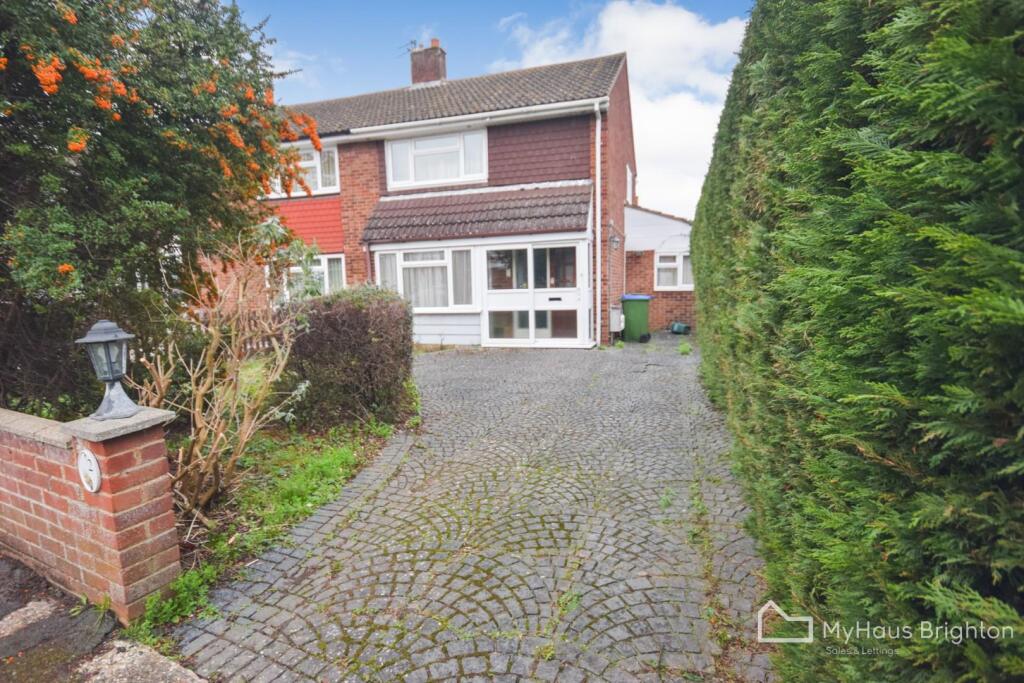 Main image of property: Clifton Green, Aylesbury