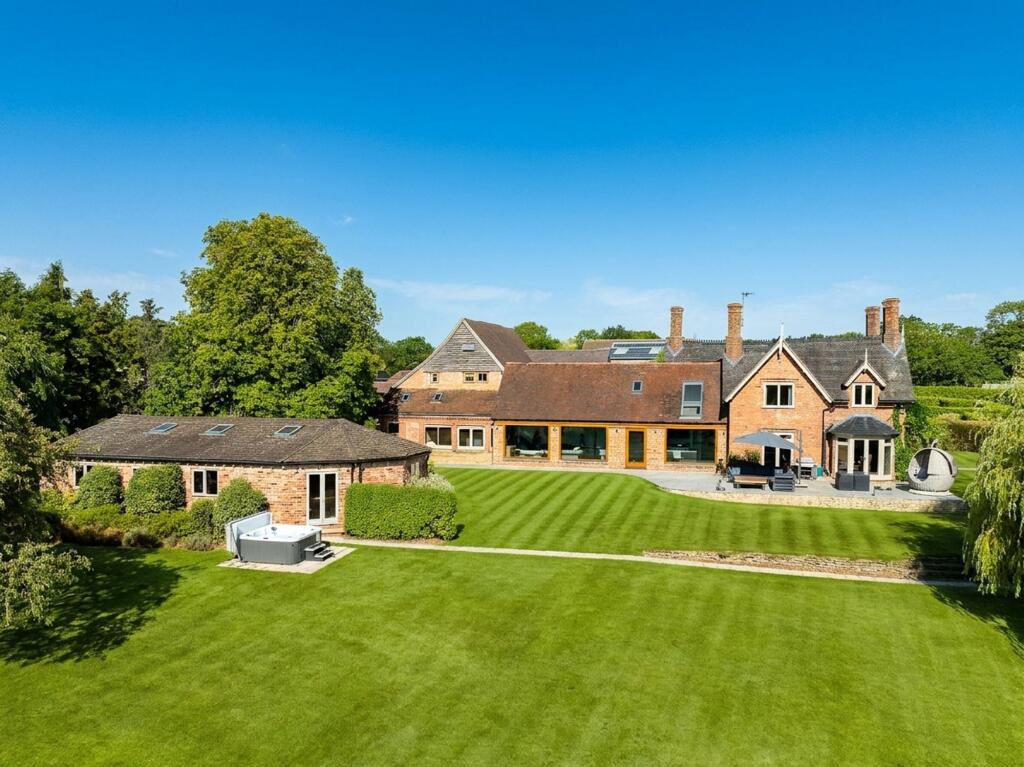 Main image of property: Kings Lane, Snitterfield, CV37