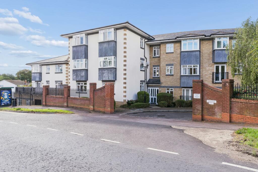 Main image of property: Stevenage Road, Hitchin, SG4