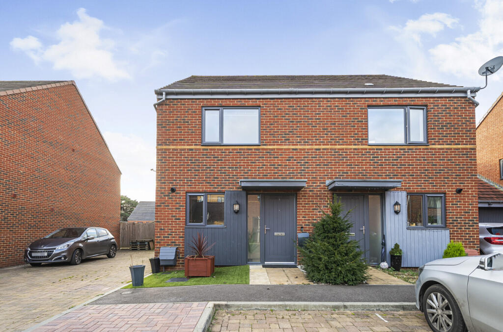 Main image of property: 9 Signal Hill Road, Bordon