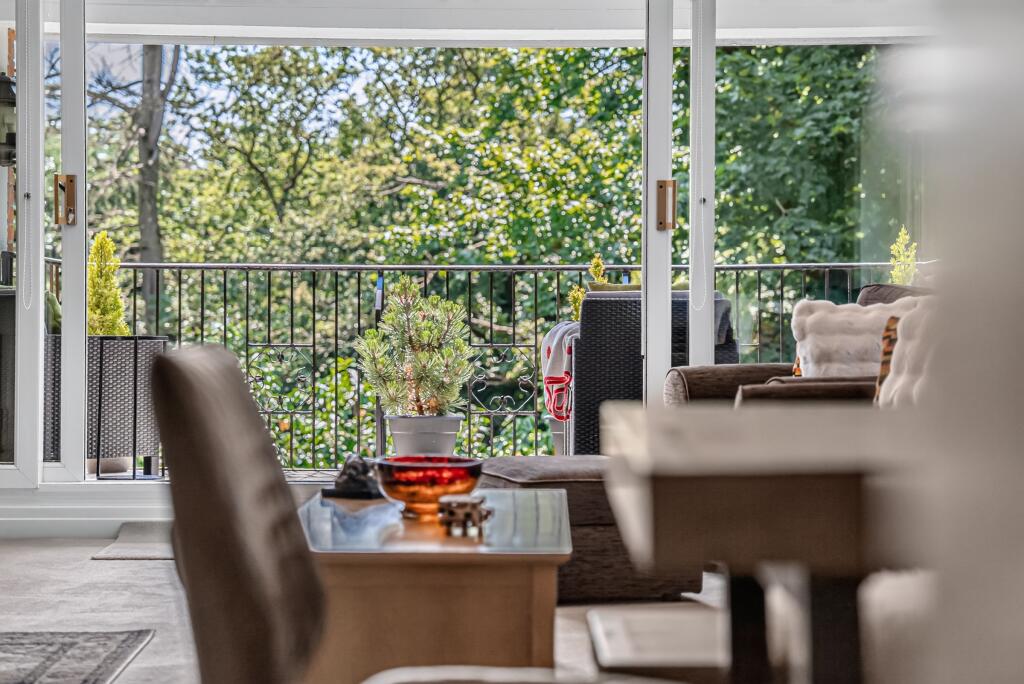 Apartment in Trafford, Greater Manchester - More