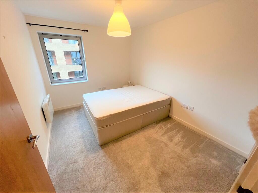 Apartment in Portsmouth - View 3