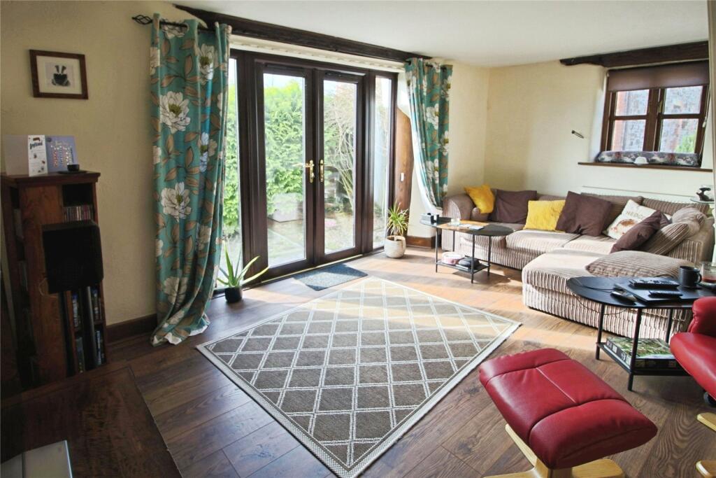 House in Plymouth - View 2