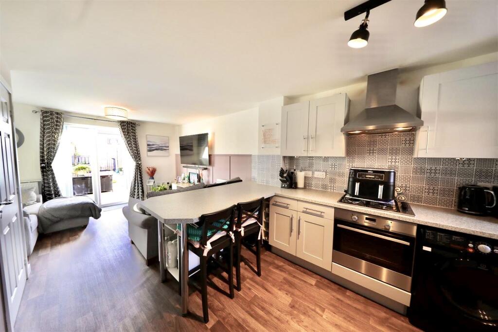House in Hull, Kingswood - View 5