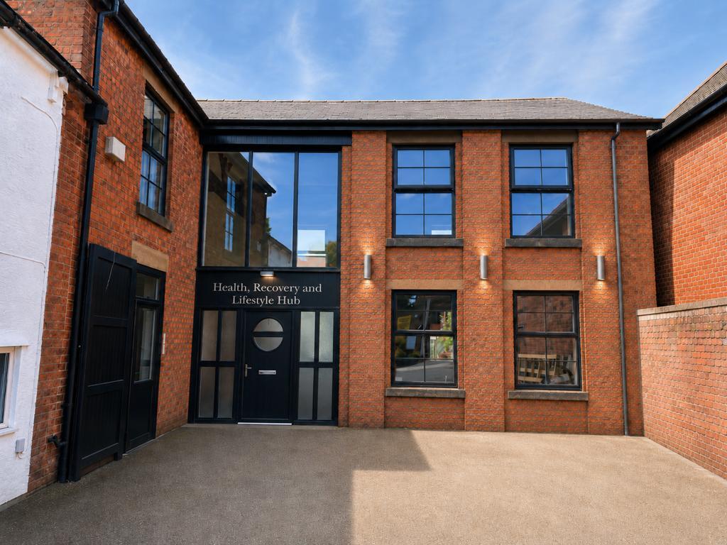 Main image of property: Fantastic Opportunity - Garstang Road, Lancashire, Broughton, PR3 5JA