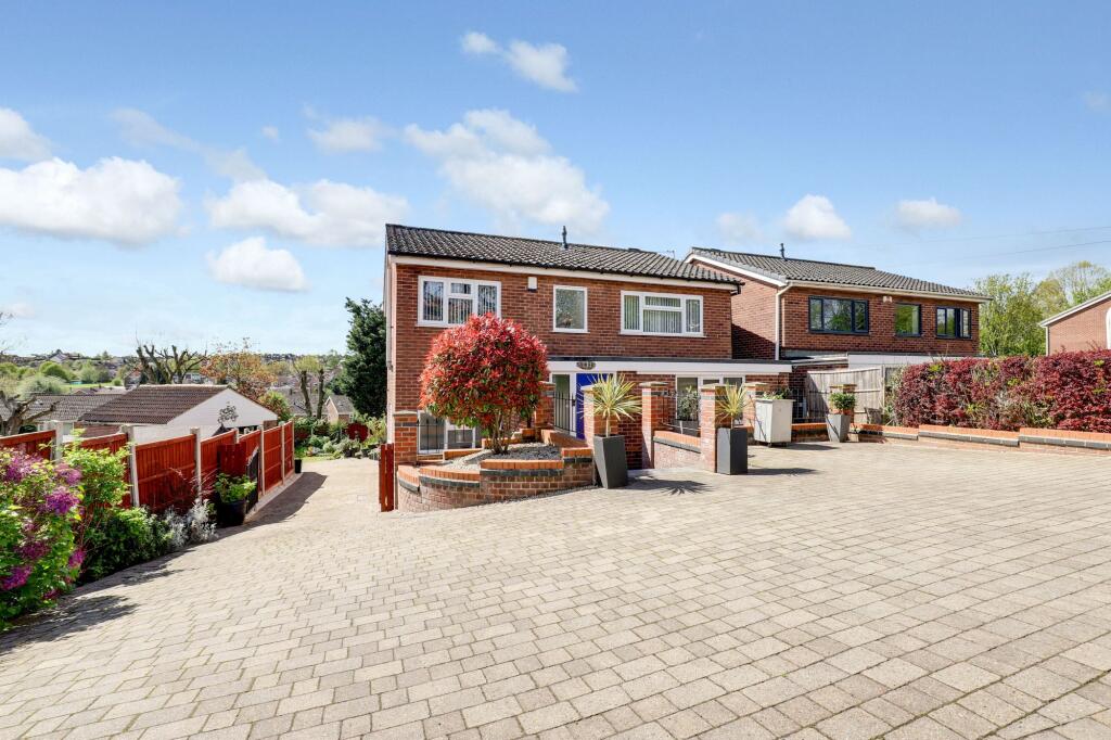 Main image of property: Arnold Lane, Gedling, NG4