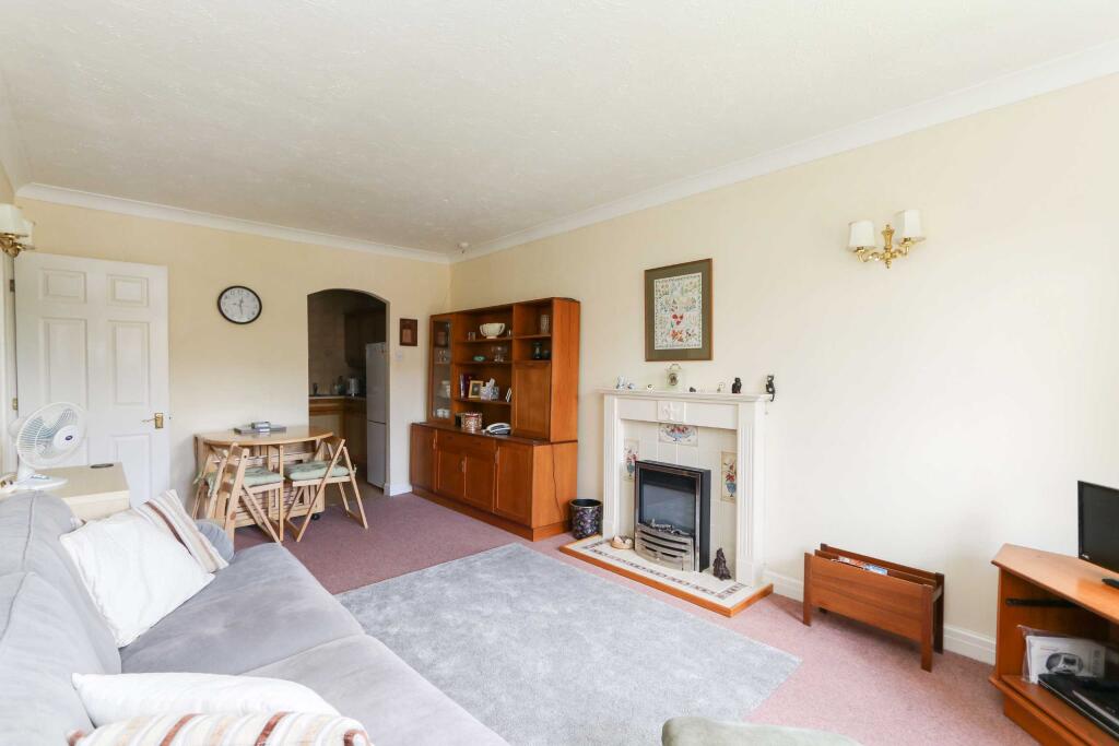 Whitegates, Wilmslow Road, Cheadle, Cheshire, SK8 photo 4