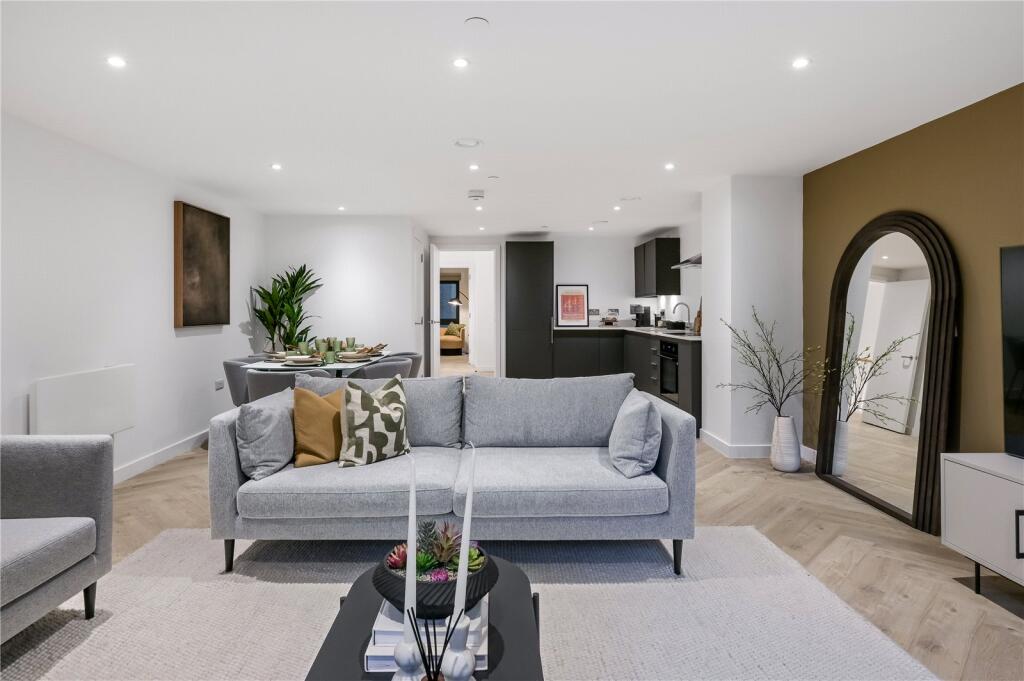 Main image of property: Gaythorn Street, Salford, M5