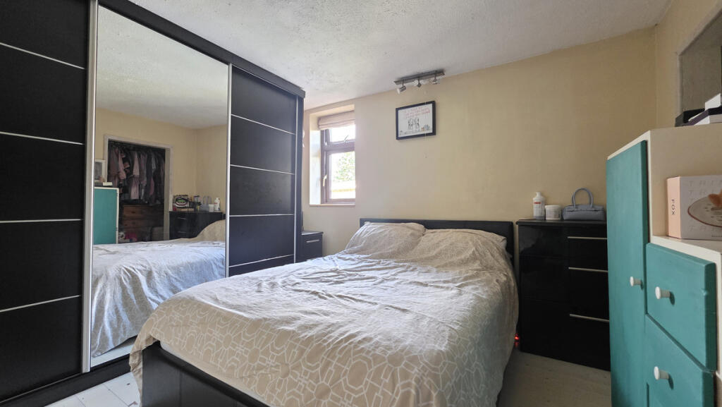 Apartment in Coventry - View 5