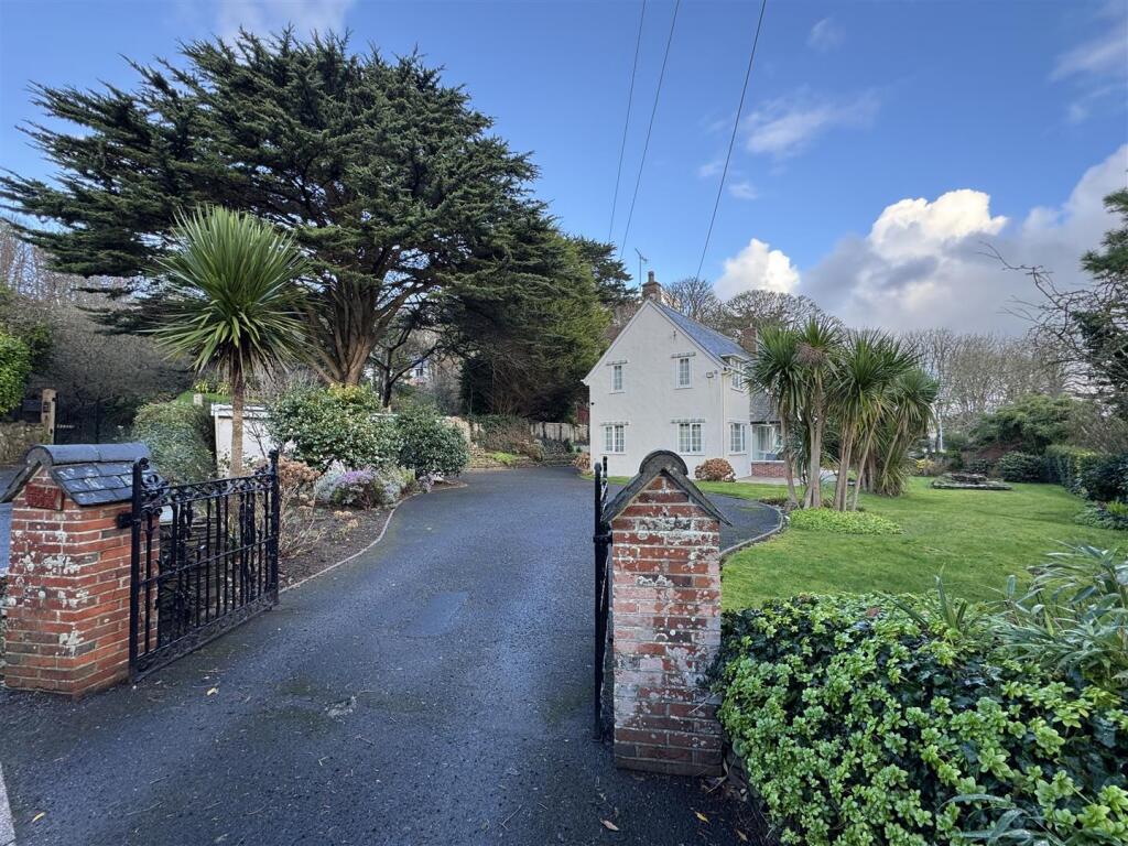 Main image of property: Perrancoombe, Perranporth