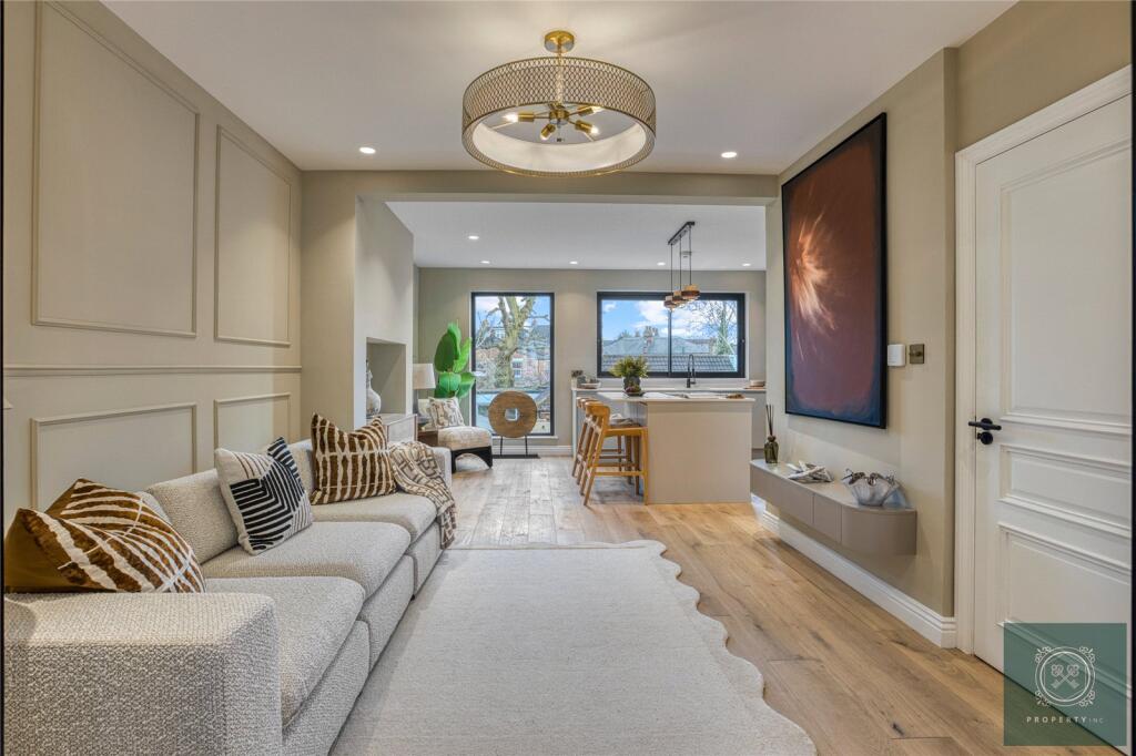 Main image of property: Fallow Court Avenue, London, N12