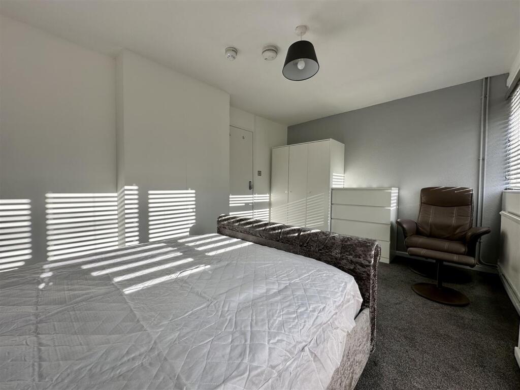 House in Stevenage - View 3