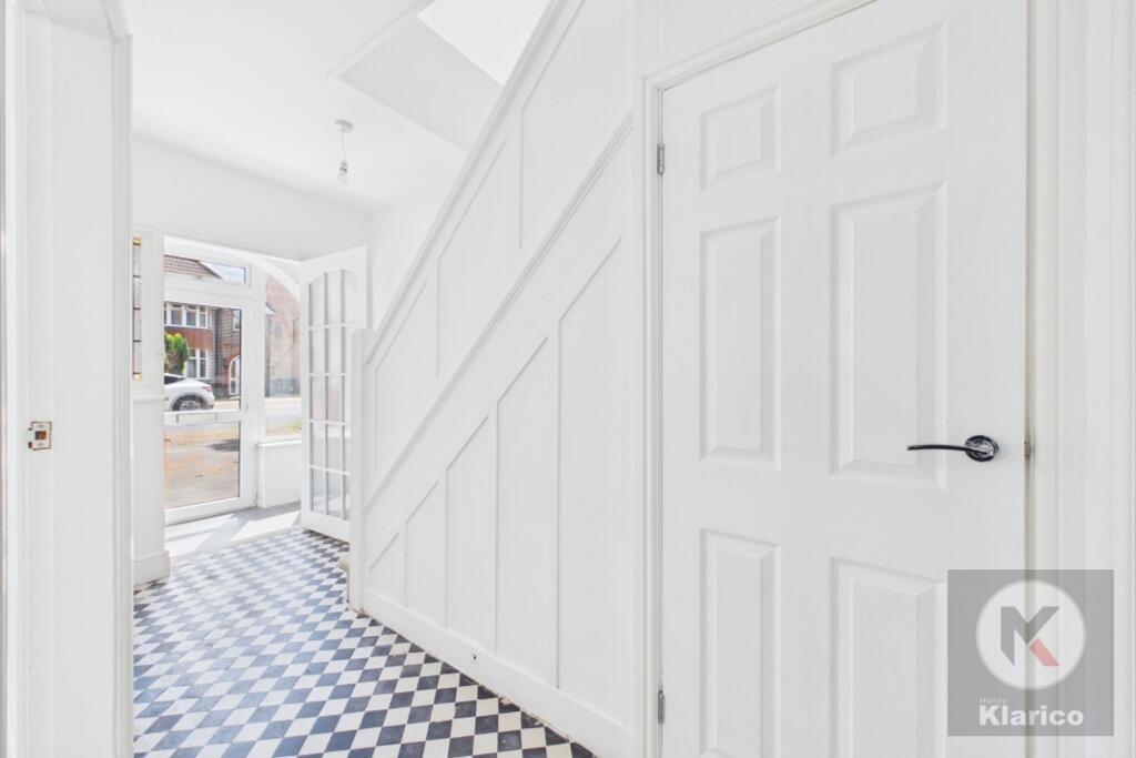 House in Birmingham, Acocks Green - View 3