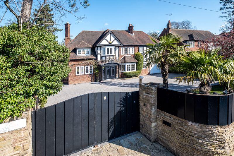 Main image of property: Skip Lane, Walsall, WS5 3LL