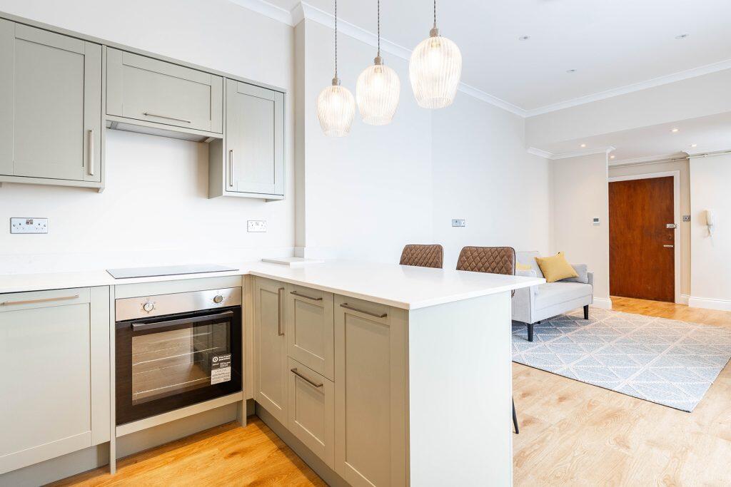 Apartment in London - View 3