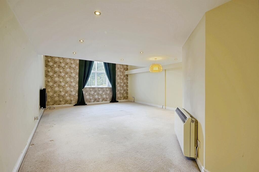 Apartment in Calderdale, Ripponden - More