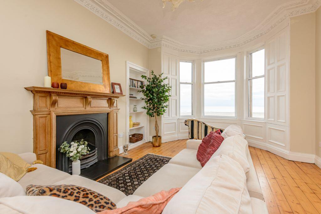 Flat 3, 10 Promenade Terrace, Portobello, EH15 1DT photo 2