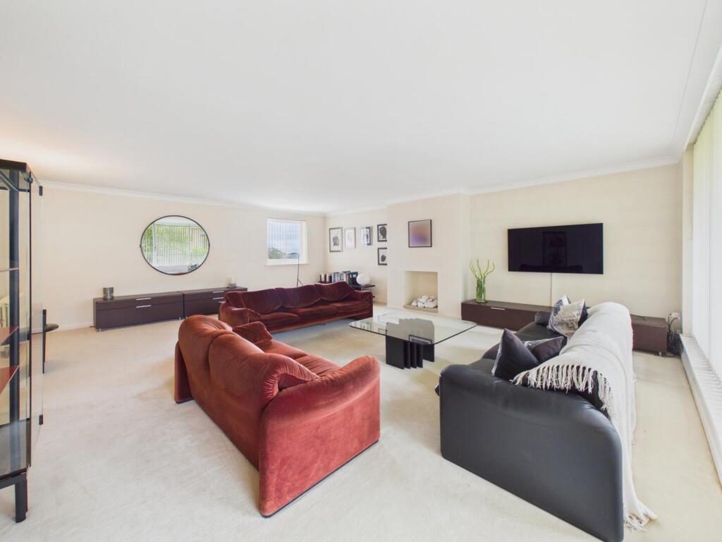 Apartment in Sheffield - View 5