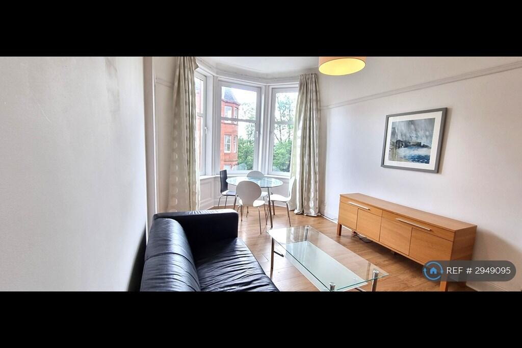 Garrioch Crescent, Glasgow, G20