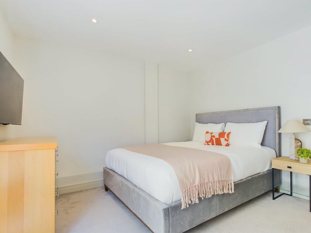 2 bedroom serviced apartment for rent