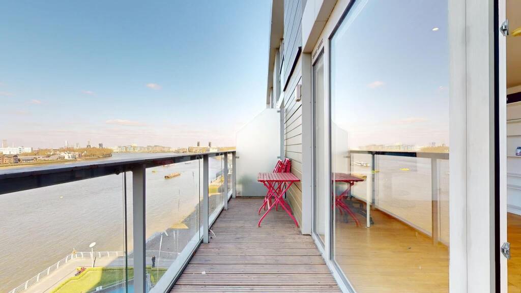 Apartment in London - View 5