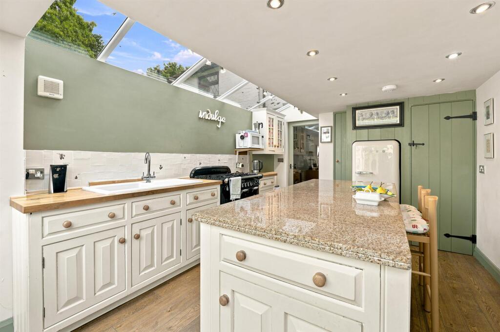 Pearl Street, Prestbury, Macclesfield photo 4