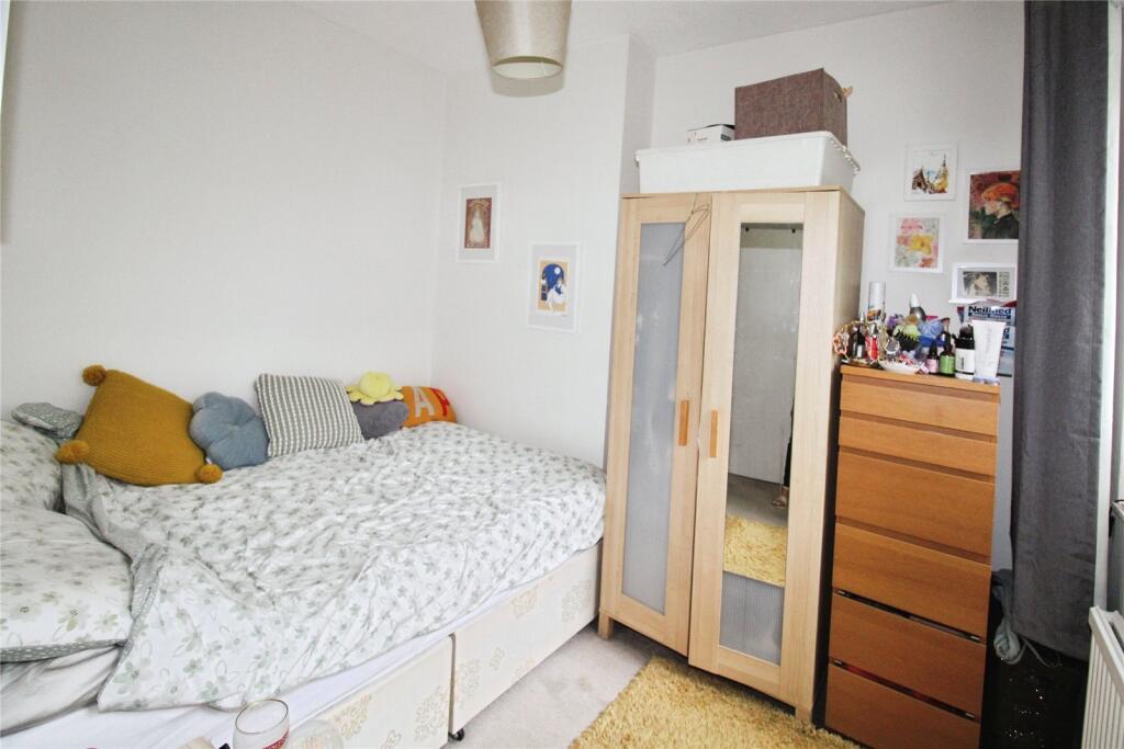 Apartment in London - View 5