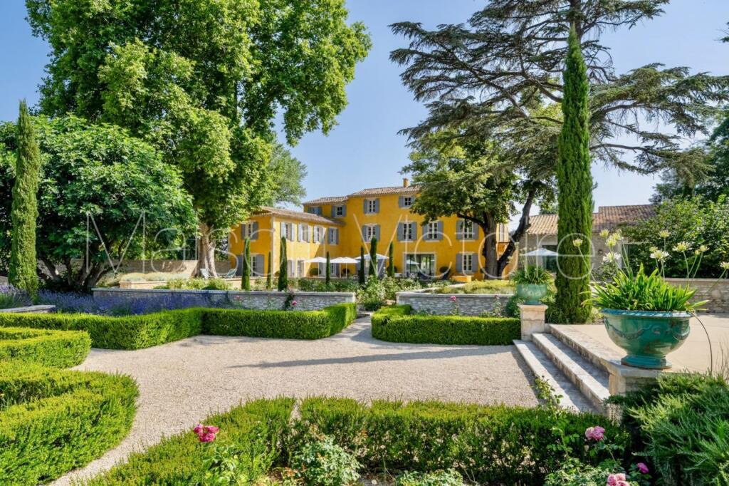 Main image of property: Provence-Alps-Cote d`Azur, Vaucluse, Ménerbes