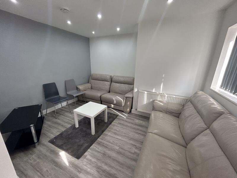 House in Nottingham - View 3