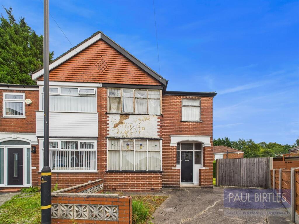 Main image of property: Hope Avenue, Stretford, Manchester, M32 9RG