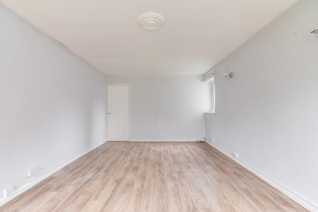 Apartment in Birmingham, Kings Norton - View 3