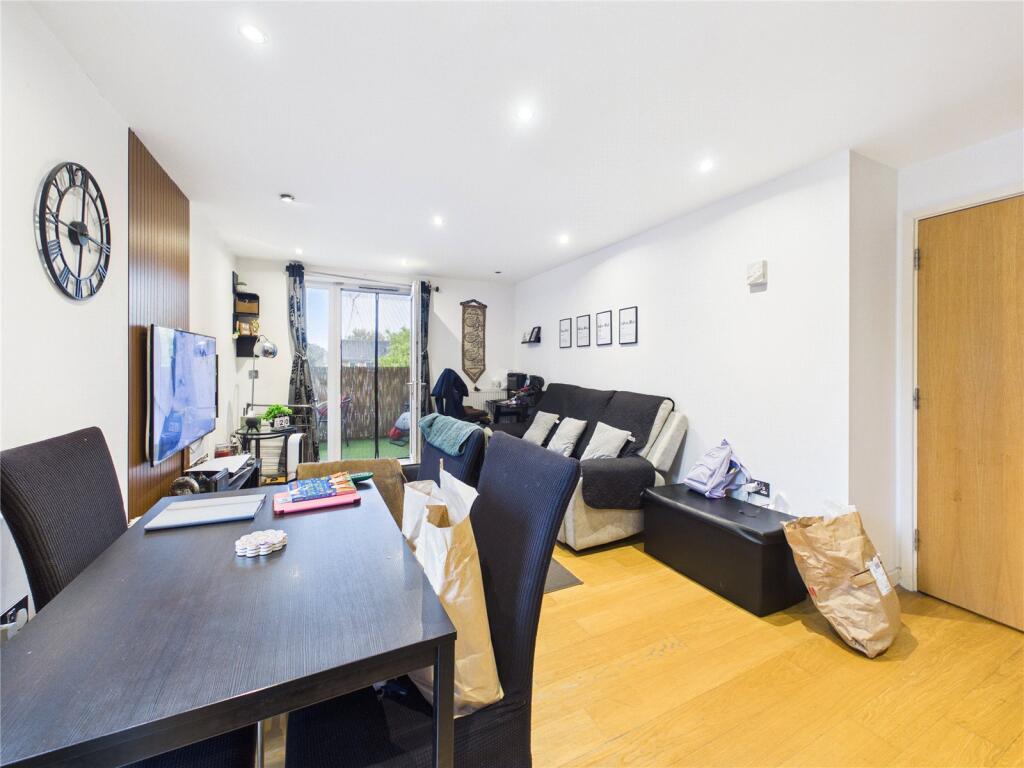 Apartment in London - View 3
