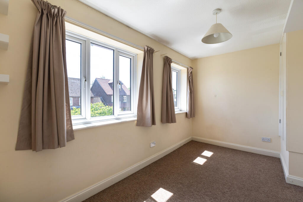 Spring Meadows, Great Shefford, Hungerford, West Berkshire - More