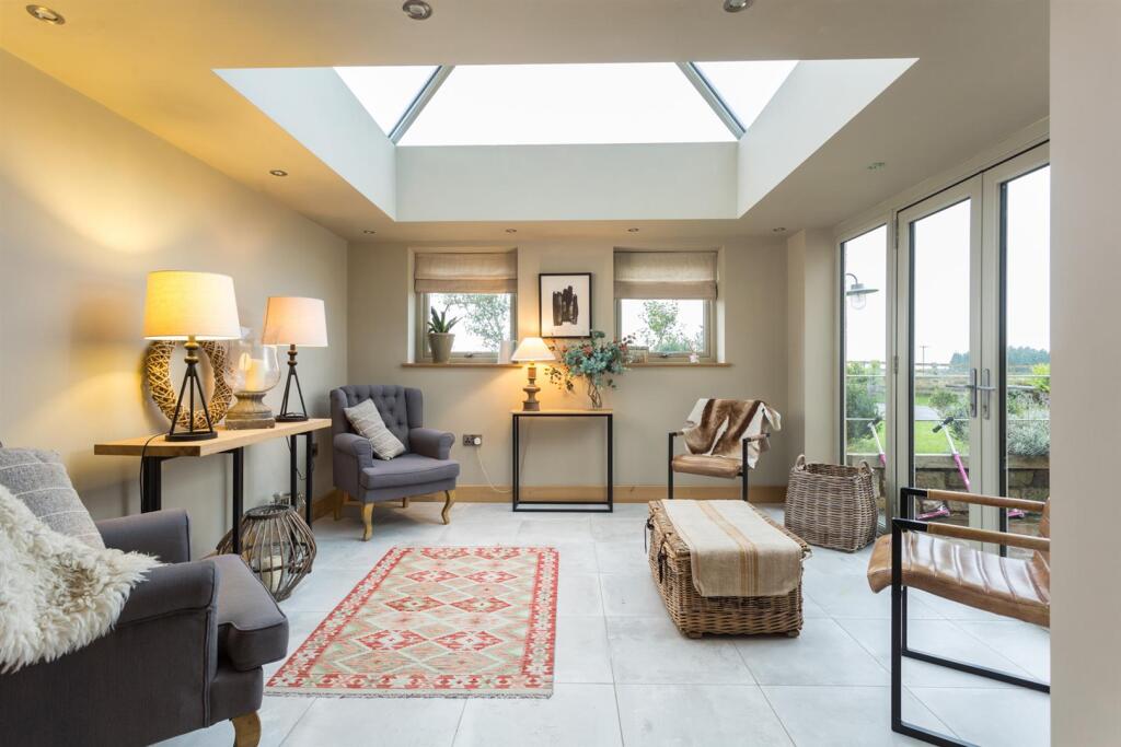House in York - View 3
