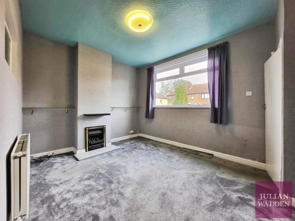 Fovant Crescent, Reddish, Stockport, SK5 photo 4
