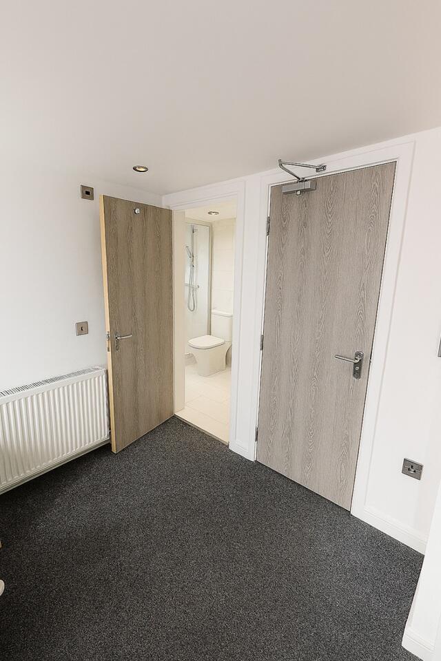 House in Watford - View 4