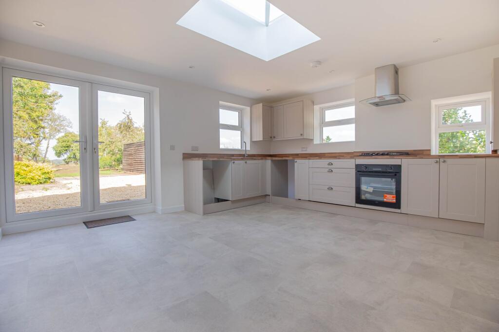 Little Somerford, Chippenham, SN15 photo 2