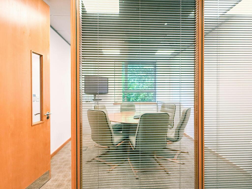 Merlin court_office building for sale-13.jpg
