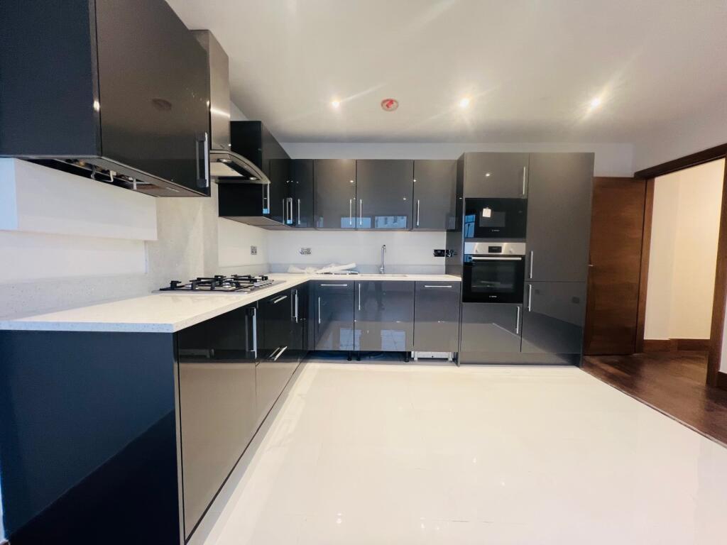 Main image of property: Scarbrook Road Croydon CR0