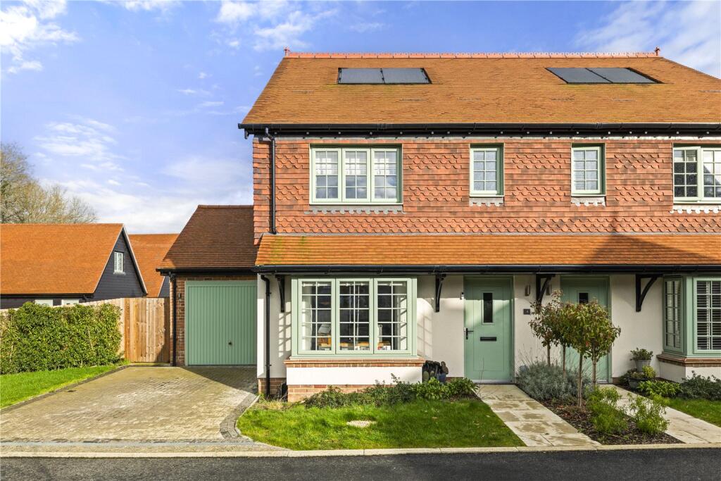 Main image of property: Fallow Close, Ewhurst, Cranleigh, Surrey, GU6