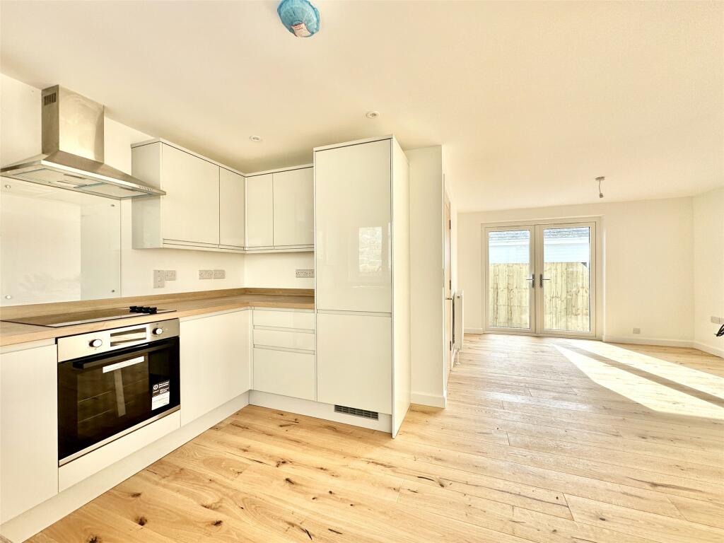 Beach Road, Woolacombe, Devon, EX34 photo 4