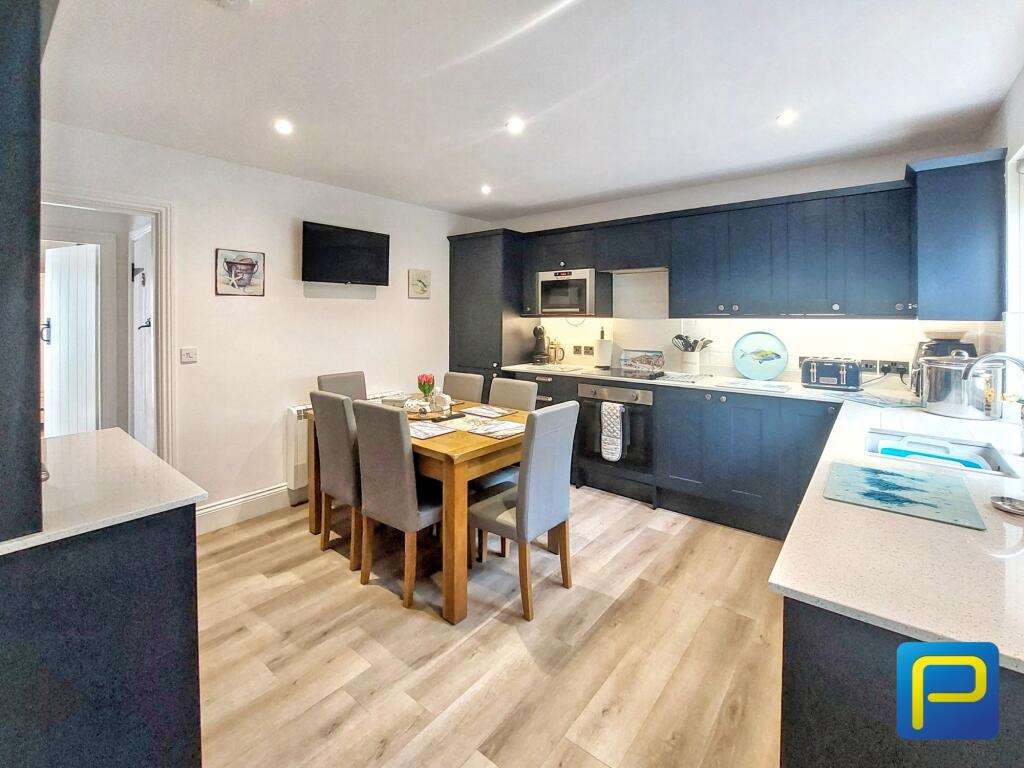 Beadnell House Court, Beadnell, Chathill, Northumberland, NE67 5BZ photo 4