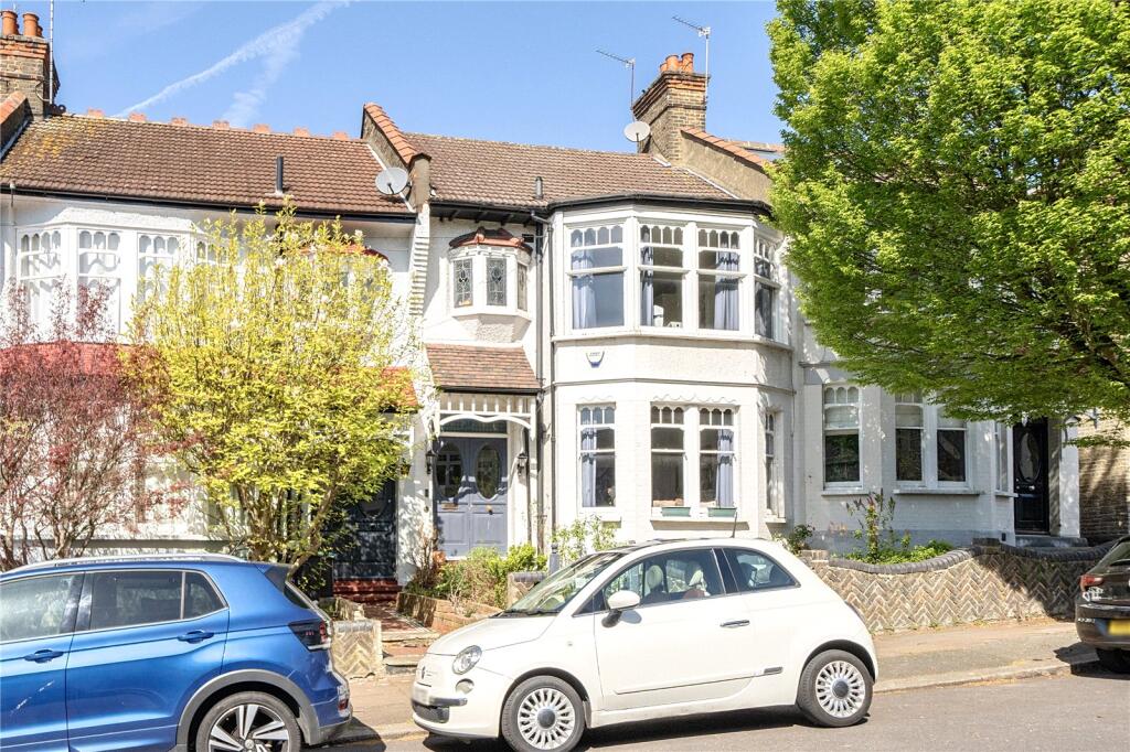 Main image of property: Belmont Avenue, Palmers Green, London, N13