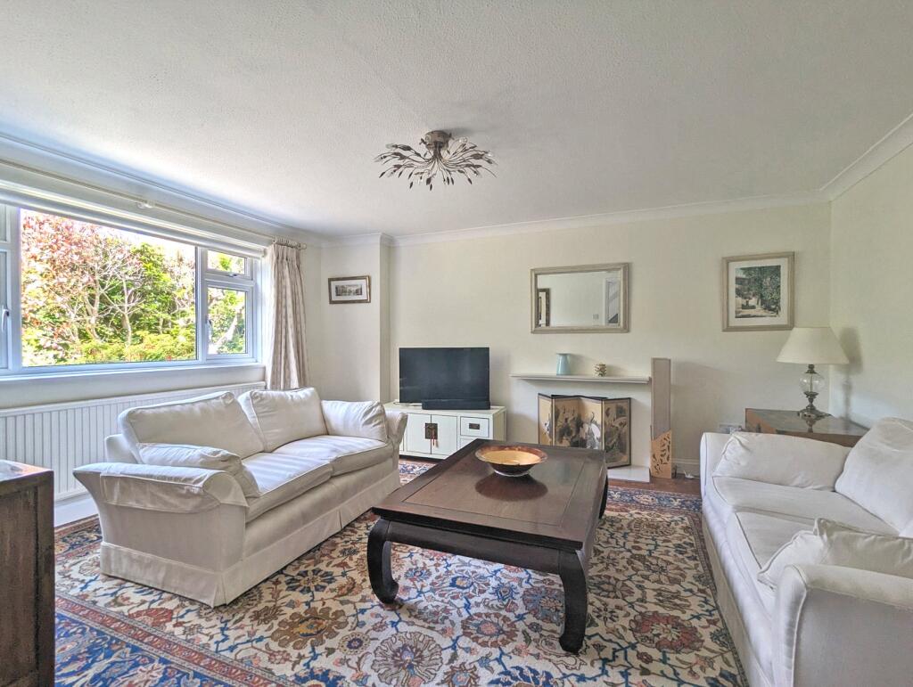 House in Southampton - View 4